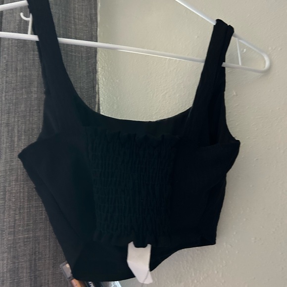 Cropped top - Picture 2 of 3